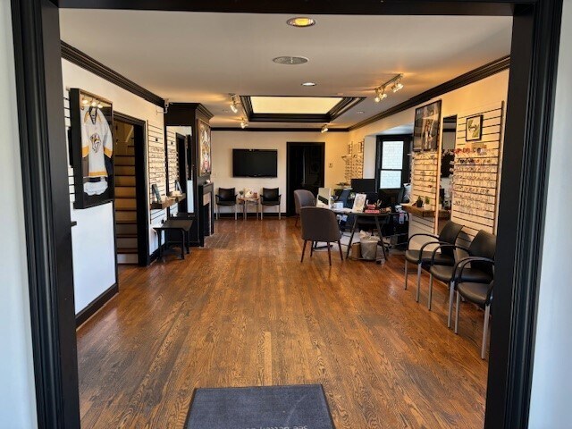 More Photos Of 2204 Crestmoor Rd, Nashville Medical For Lease