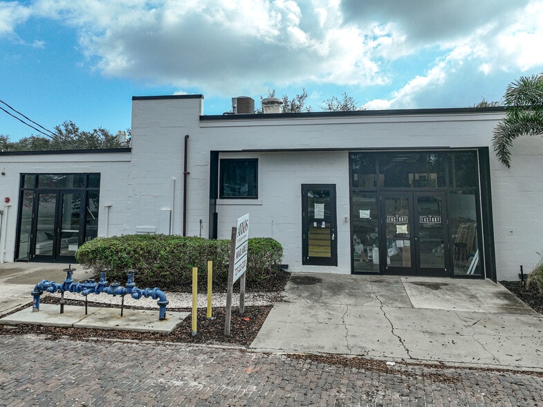 More Photos Of 2606 Fairfield Ave S, Saint Petersburg Light Manufacturing For Lease