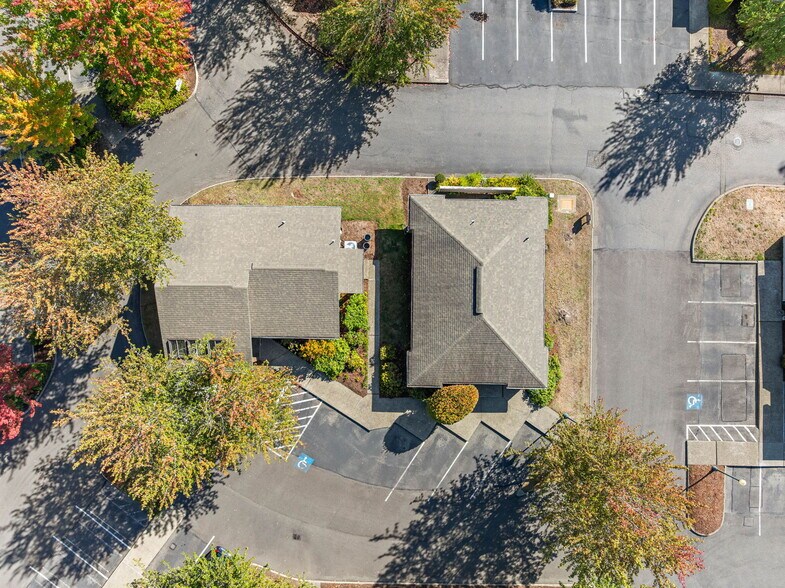 More Photos Of 1700 Cooper Point Rd SW, Olympia Office For Sale