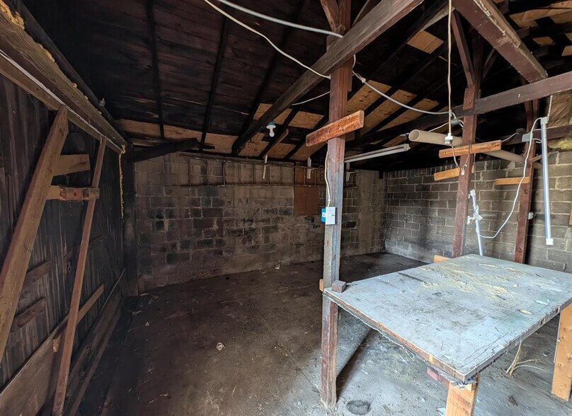 More Photos Of 601-609 NE Perry Ave, Peoria Apartments For Sale