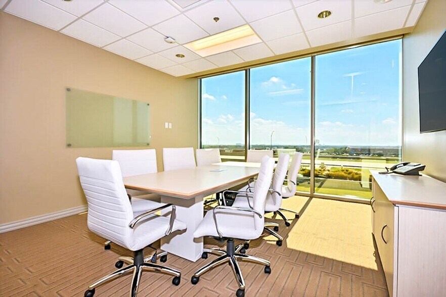 More Photos Of 5900 S Lake Forest Dr, McKinney Coworking Space