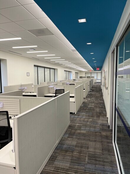 More Photos Of 5620 University Pky, Winston-Salem Unknown For Lease