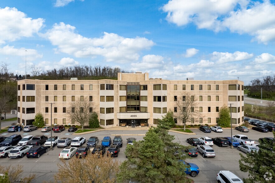 Primary Photo Of 4955 Steubenville Pike, Pittsburgh Office For Lease