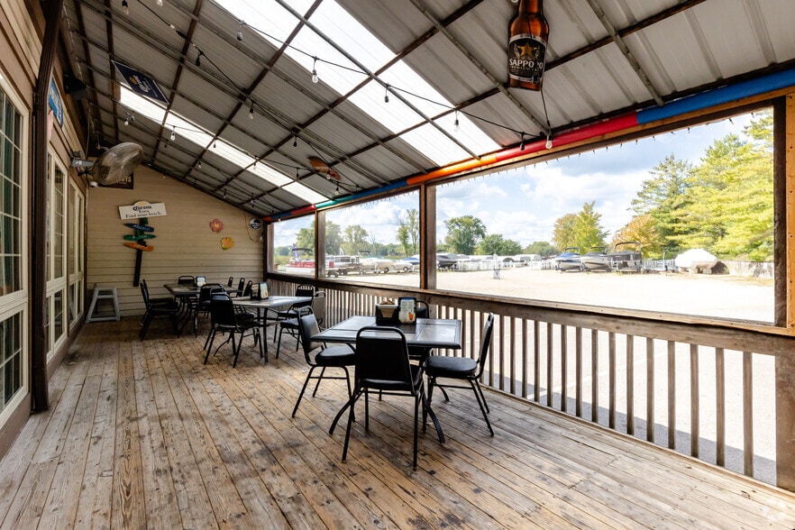 More Photos Of 99 Kazimour Dr, Port Barrington Marina For Lease