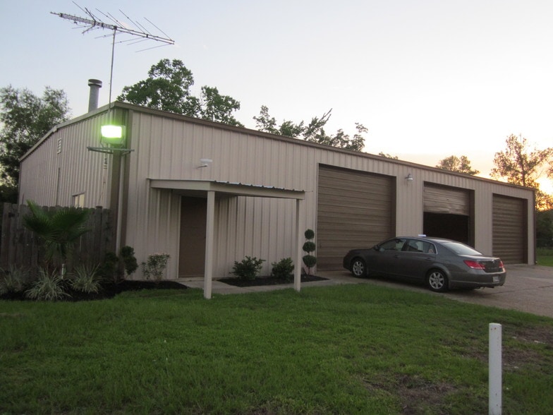 More Photos Of 20842 Us-59 Hwy, New Caney Storefront For Lease
