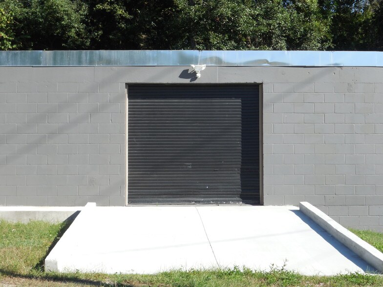 More Photos Of 4401 Wigmore St, Jacksonville Warehouse For Lease