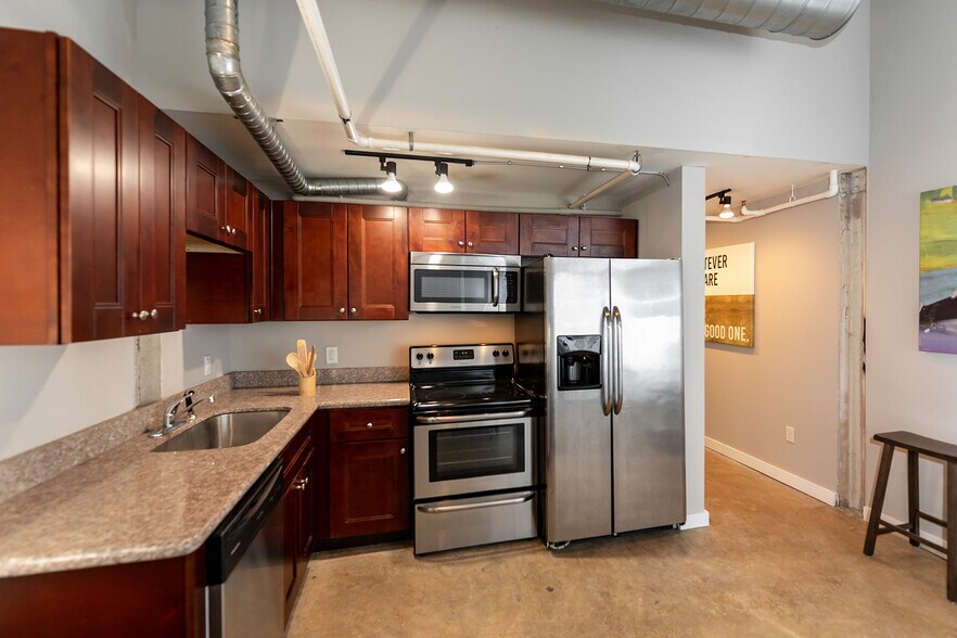 More Photos Of 345 S Front St, Memphis Apartments For Sale