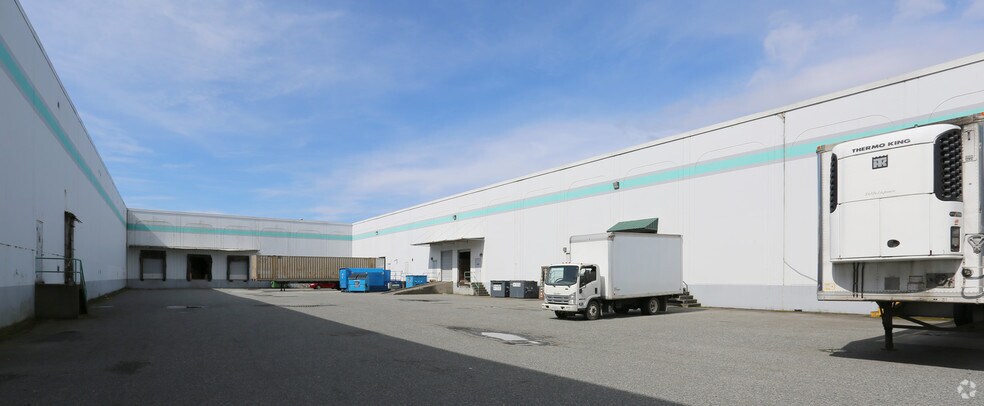 Primary Photo Of 13900-13980 Bridgeport Rd, Richmond Warehouse For Lease