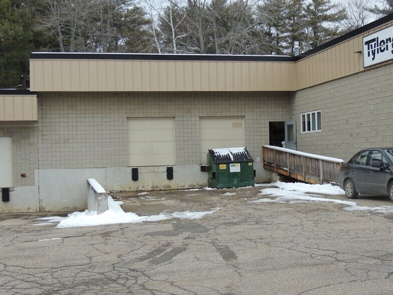 More Photos Of 14 Lexington Dr, Laconia Light Manufacturing For Lease