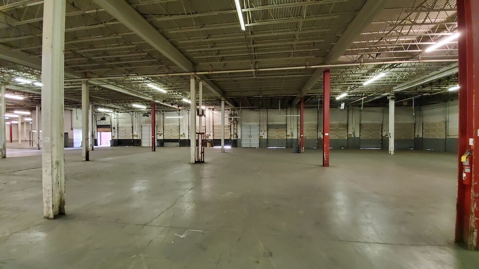 More Photos Of 2424 SW Norwood St, Lenoir Manufacturing For Lease