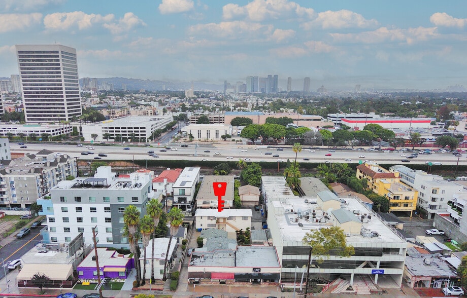 More Photos Of 1814-1820 Sawtelle Blvd, Los Angeles Flex For Sale