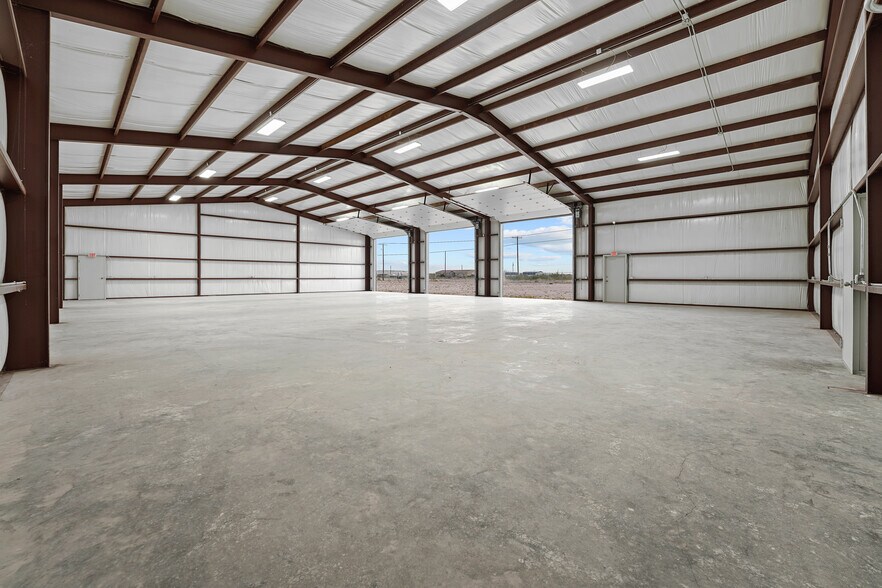 Primary Photo Of 1701 S Knox Ave, Odessa Warehouse For Lease