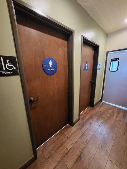 More Photos Of 221-227 E Pico Blvd, Los Angeles Storefront For Sale