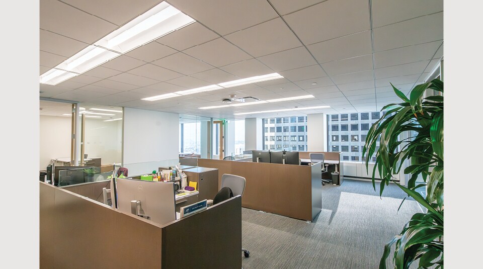 More Photos Of 555 S Flower St, Los Angeles Office For Lease