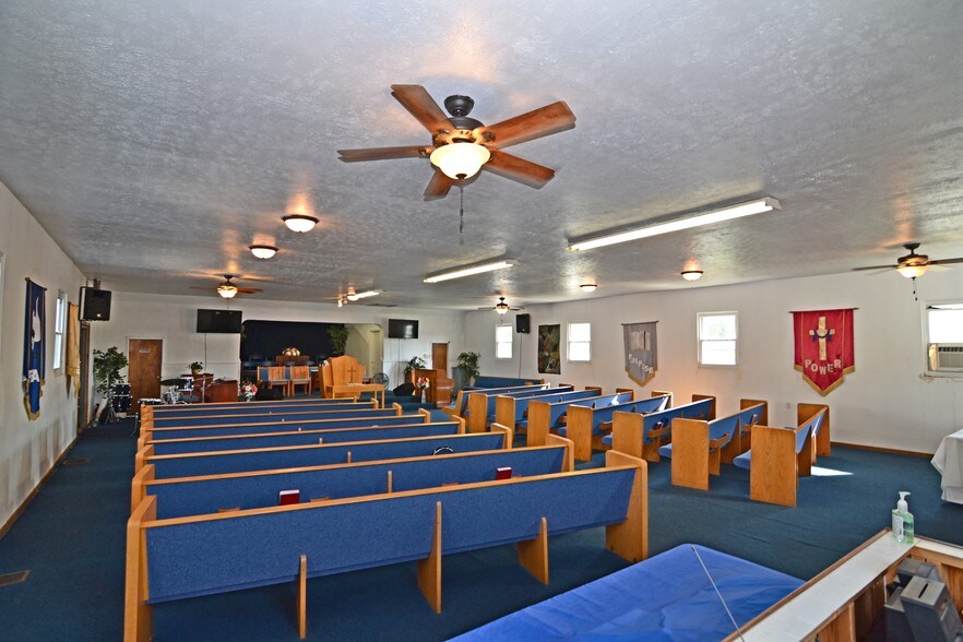 More Photos Of 1248 Mt Vernon Ave, Columbus Religious Facility For Lease