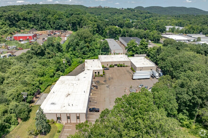 Primary Photo Of 925 Sherman Ave, Hamden Warehouse For Lease