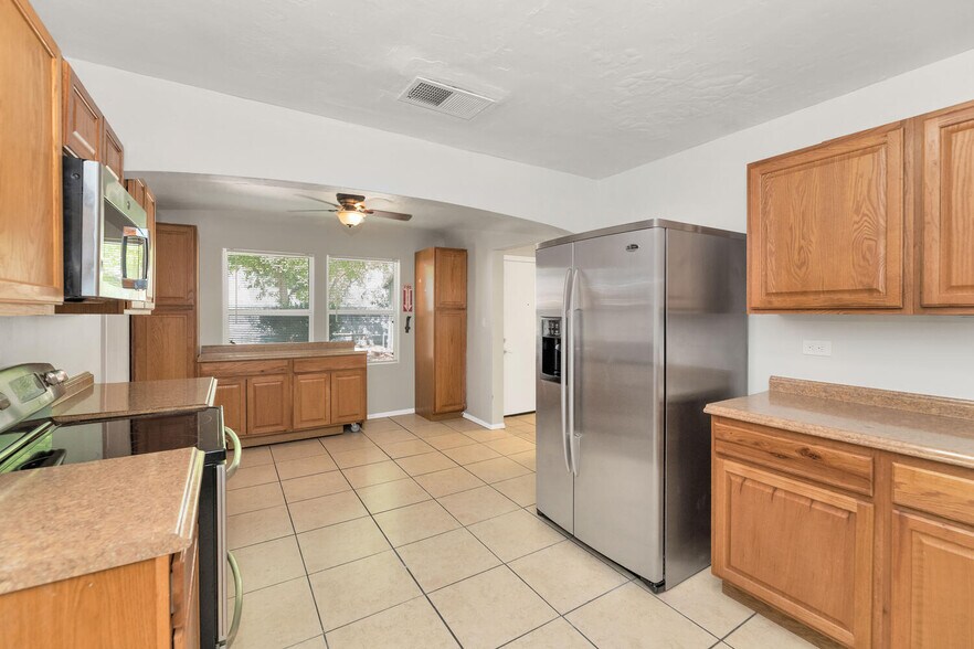 More Photos Of 316 E Vogel Ave, Phoenix Apartments For Sale