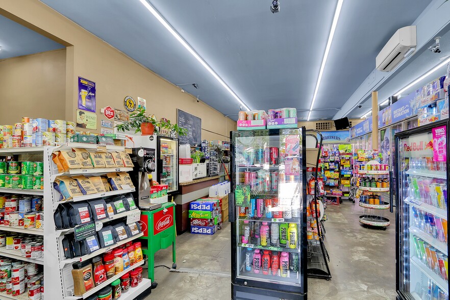 More Photos Of 8030 Railroad Ave SE, Snoqualmie Supermarket For Sale