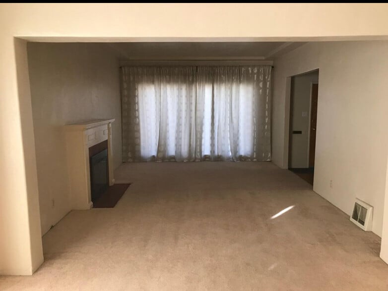 More Photos Of 22163 Montgomery St, Hayward Multifamily For Sale