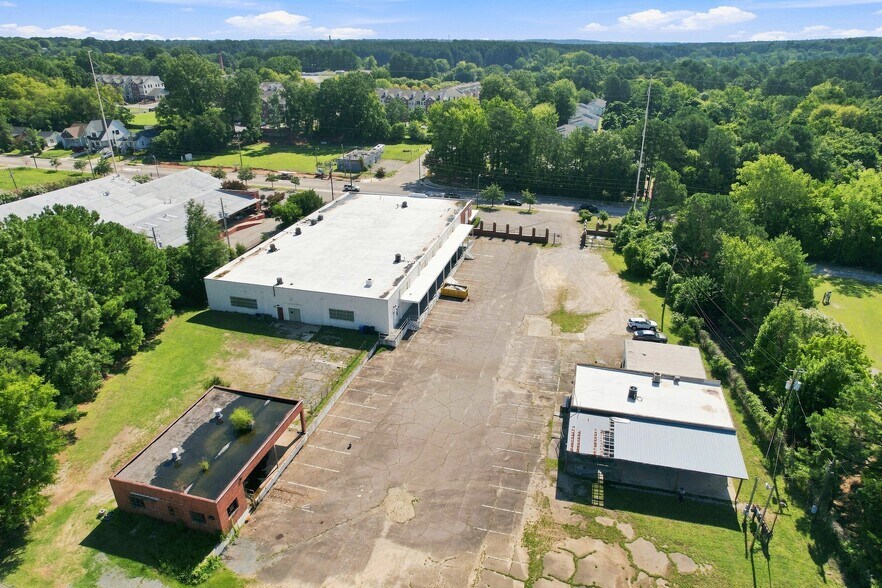 More Photos Of 1512 Garner Rd, Raleigh Warehouse For Lease