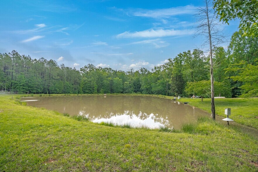 More Photos Of 1530 Buck Hill Rd, Ridgeway Industrial For Sale