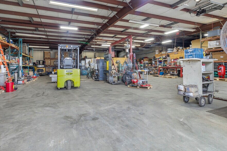 More Photos Of 12344 Southeastern Ave, Indianapolis Warehouse For Sale