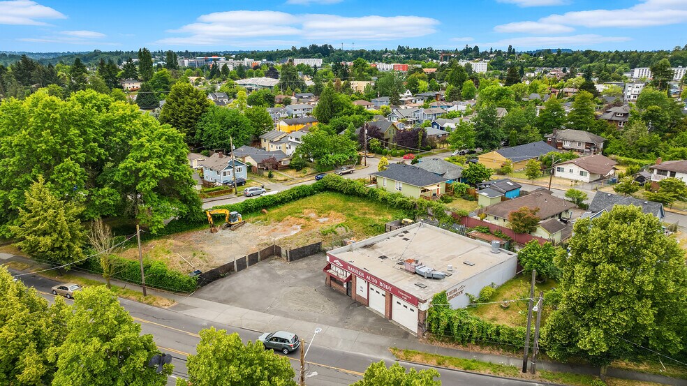 More Photos Of 6355 Rainier Ave S, Seattle Auto Repair For Sale
