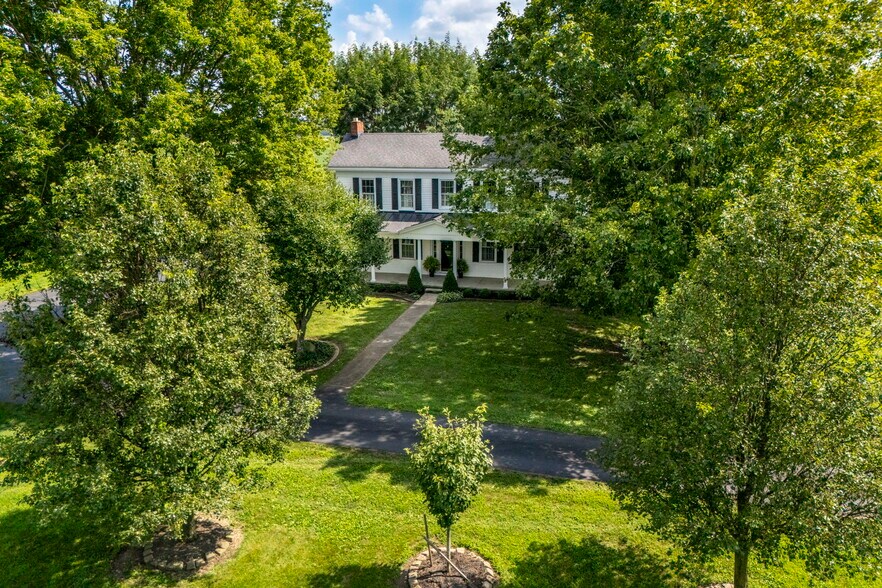 More Photos Of 29614 Tarlton Adelphi Rd, Laurelville Hospitality For Sale
