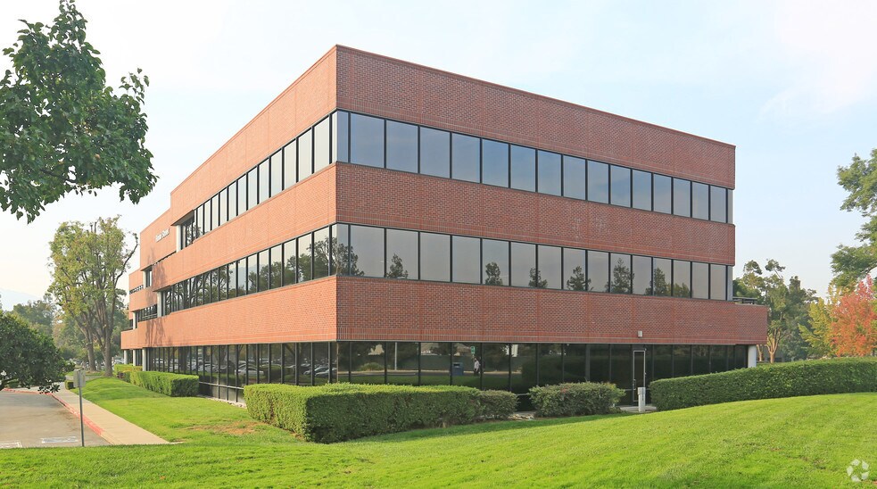 More Photos Of 6601 Koll Center Pky, Pleasanton Office For Sale