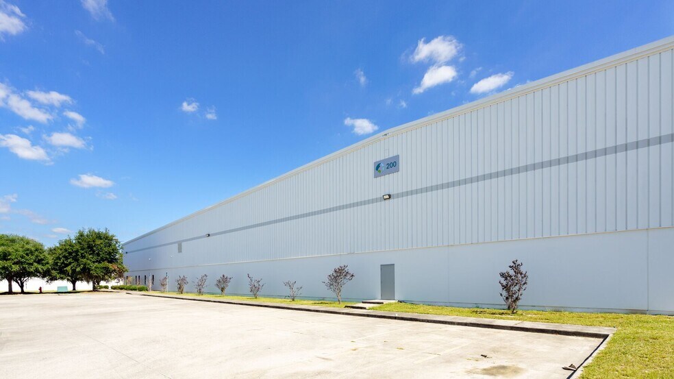 Primary Photo Of 200 Logistics Way, Savannah Warehouse For Lease