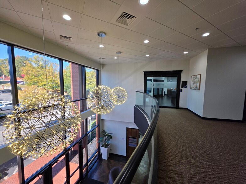 More Photos Of 303 Corporate Center Dr, Stockbridge Office For Lease