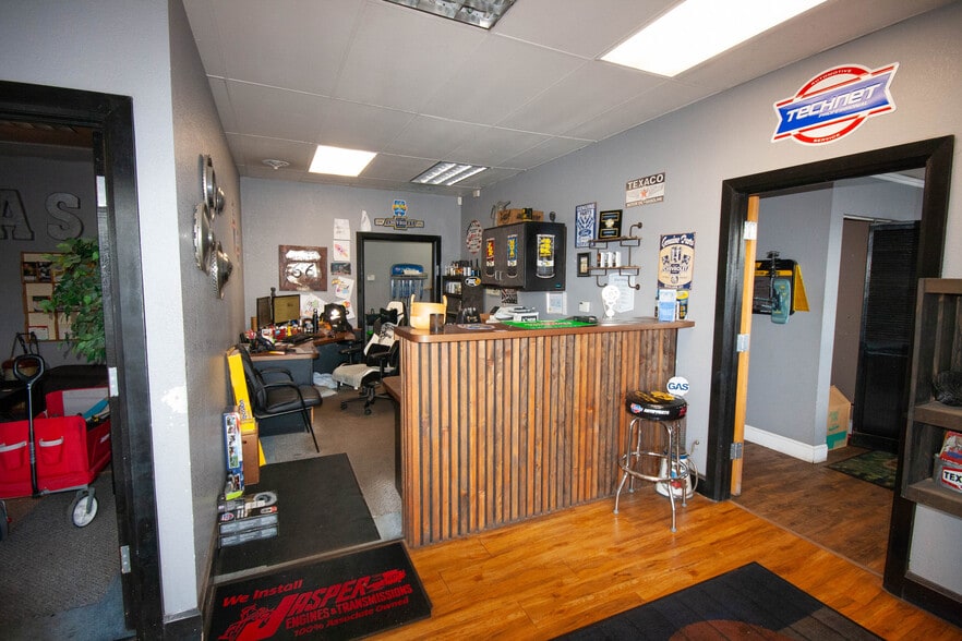 More Photos Of 309 S Link Ln, Fort Collins Warehouse For Lease