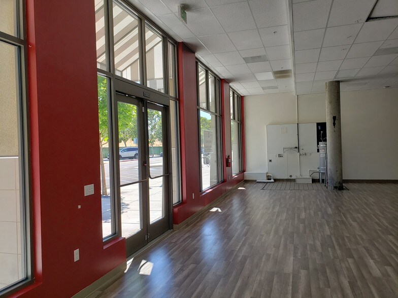 More Photos Of 1375-1411 Sycamore Ave, Hercules Unknown For Lease