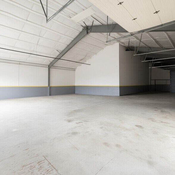 More Photos Of 1116 S 129th East Ave, Tulsa Warehouse For Sale