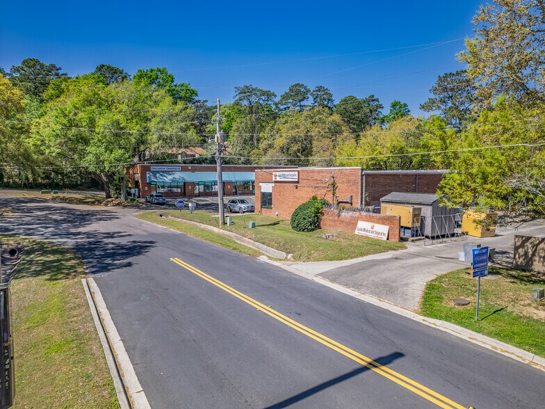 More Photos Of 2016 N Point Blvd, Tallahassee Office For Sale