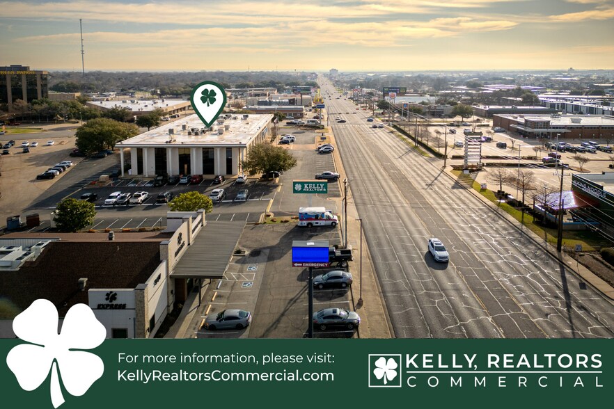 More Photos Of 1227 N Valley Mills Dr, Waco Office For Lease