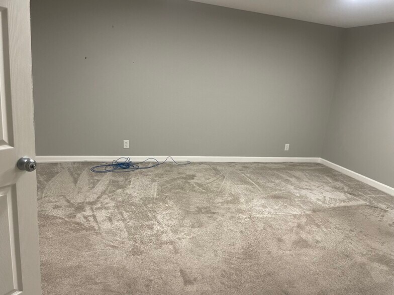 More Photos Of 7303 Blanco Rd, San Antonio Office For Lease