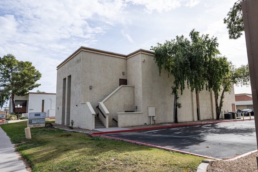 More Photos Of 10225 W Thunderbird Blvd, Sun City Medical For Lease