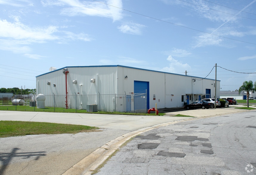 More Photos Of 280 W Central Blvd, Cape Canaveral Manufacturing For Sale