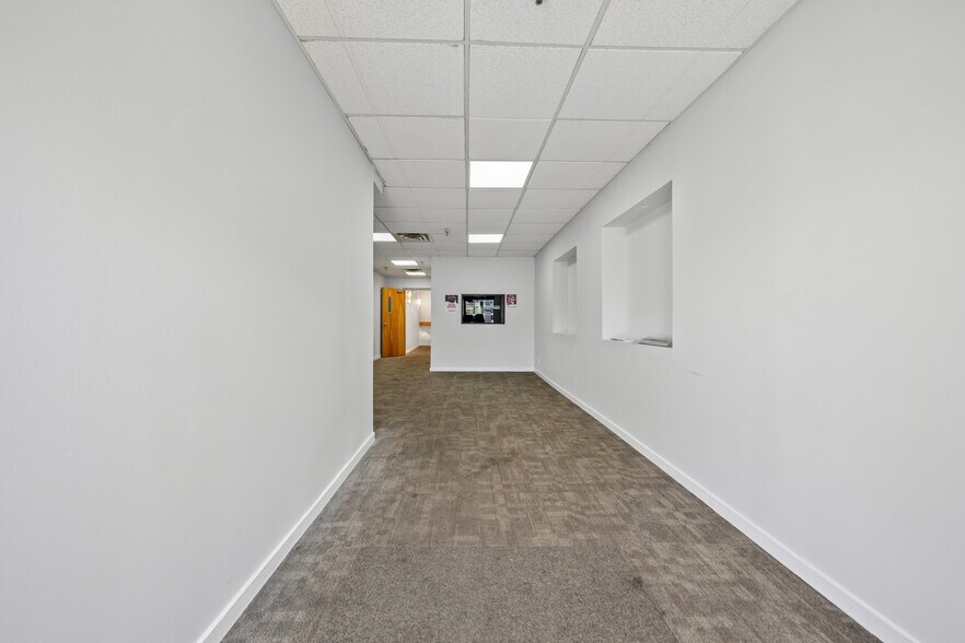 More Photos Of 545-553 Cedar Ln, Teaneck Office For Lease