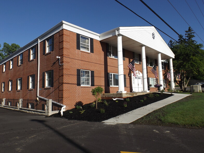 Primary Photo Of 7101 N Green Bay Ave, Glendale Office For Lease