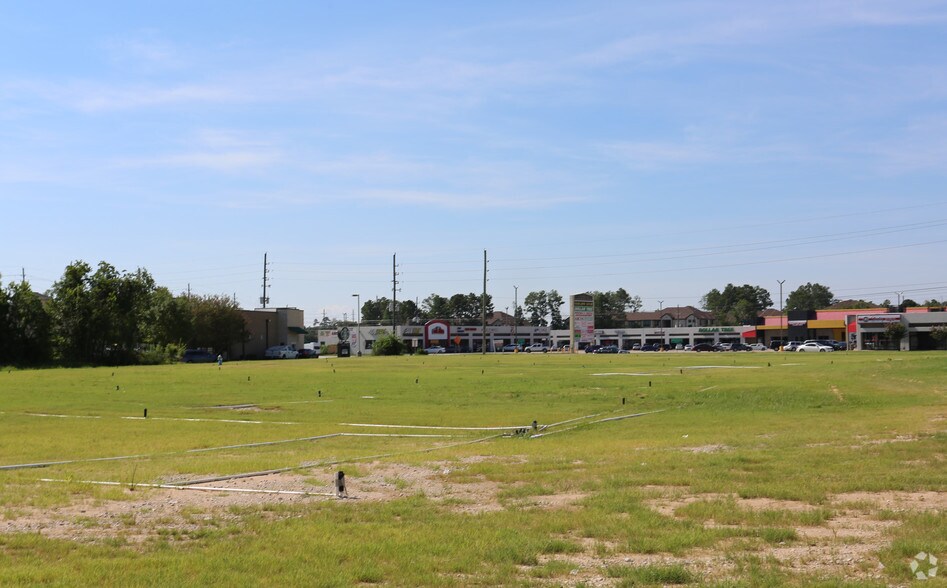 More Photos Of NWQ of FM 1960 E & Aldine Westfield Rd, Houston Land For Lease
