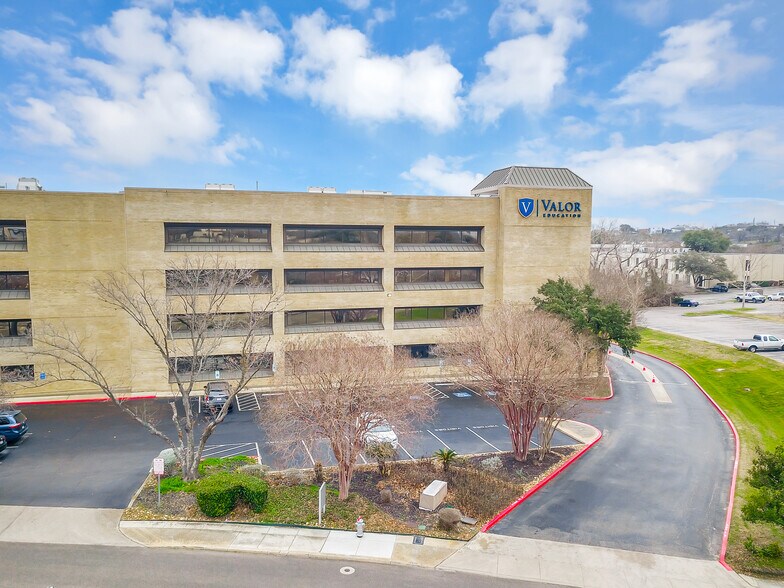 More Photos Of 4300 Centerview, San Antonio Office For Lease