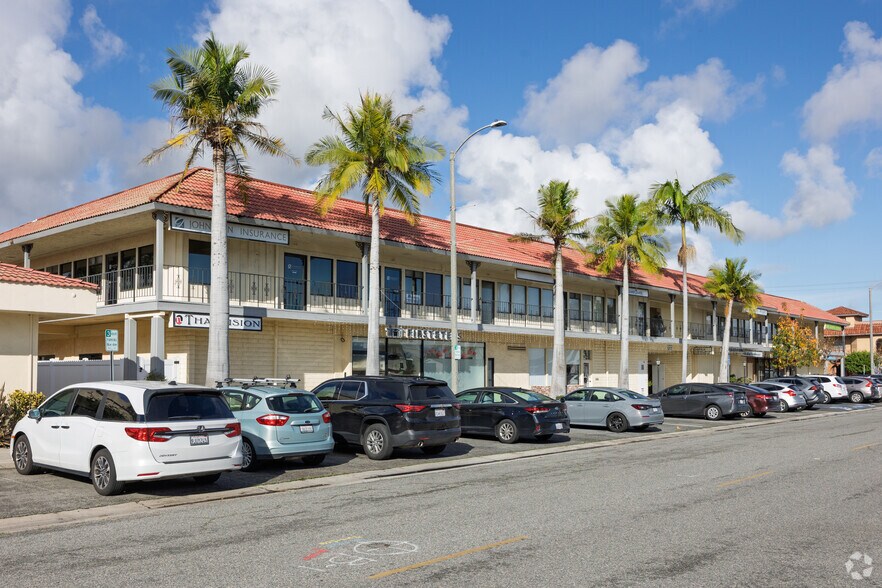Primary Photo Of 10900-10956 Los Alamitos Blvd, Los Alamitos Unknown For Lease