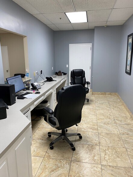 More Photos Of 3525 Prytania St, New Orleans Office For Sale