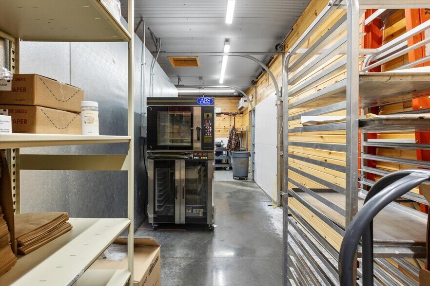 More Photos Of 501 Veterans Memorial Hwy, Council Bluffs Freestanding For Sale