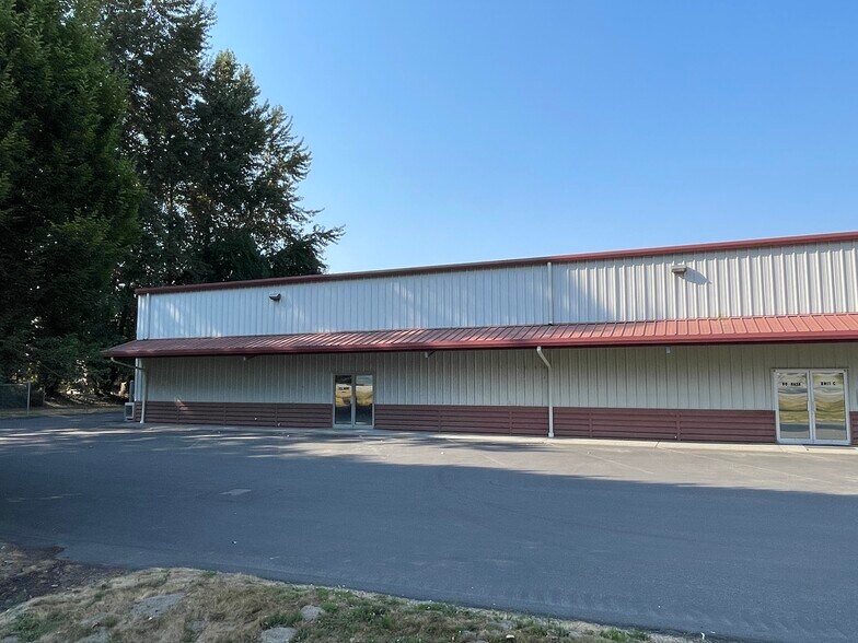 More Photos Of 14107 E Pioneer Way, Puyallup Warehouse For Lease