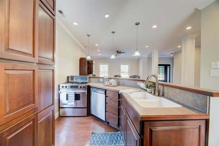 More Photos Of 7100 Dulaney Way, Knoxville Apartments For Sale