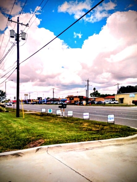 More Photos Of 2489 W Bus Highway 77, San Benito Office For Lease