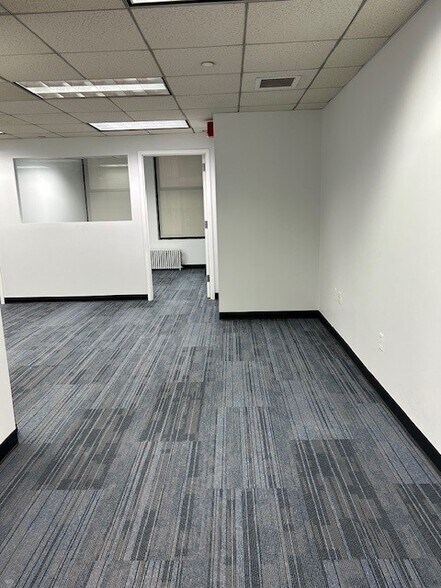 More Photos Of 40 Broad St, New York Apartments For Lease